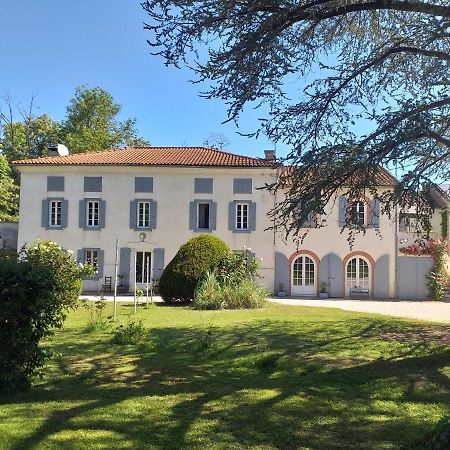 Chez Celine Et Philippe Chambre Marie Dans Propriete De Charme Avec Piscine Le Fossat Exterior foto